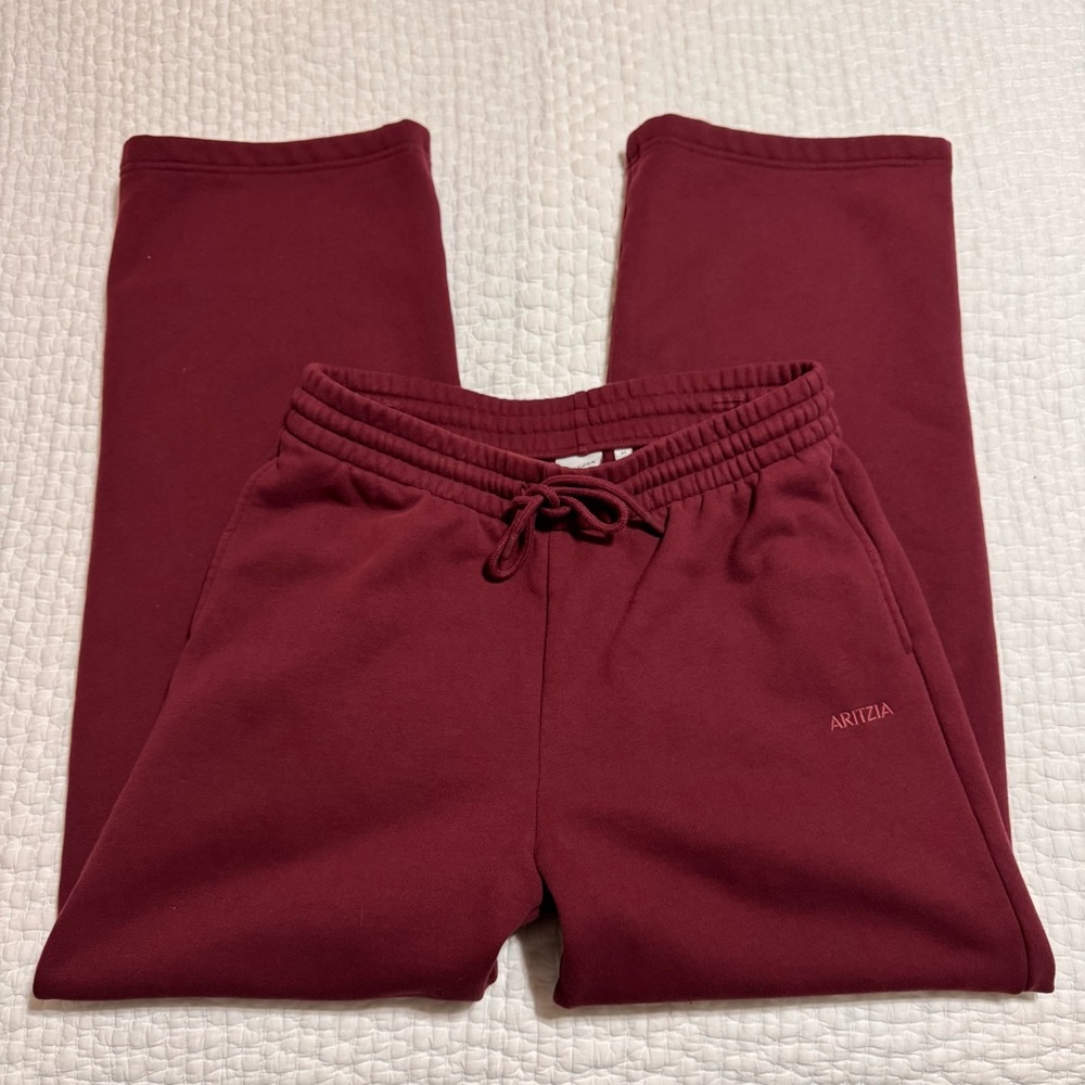 aritzia boyfriend wide sweatpants